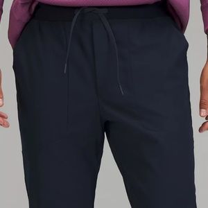 NWT Lululemon Mens ABC Joggers Size M Color: Navy
